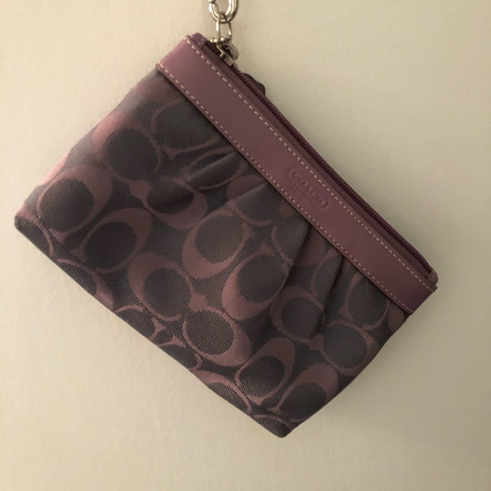 Coach Clutch/wristlet